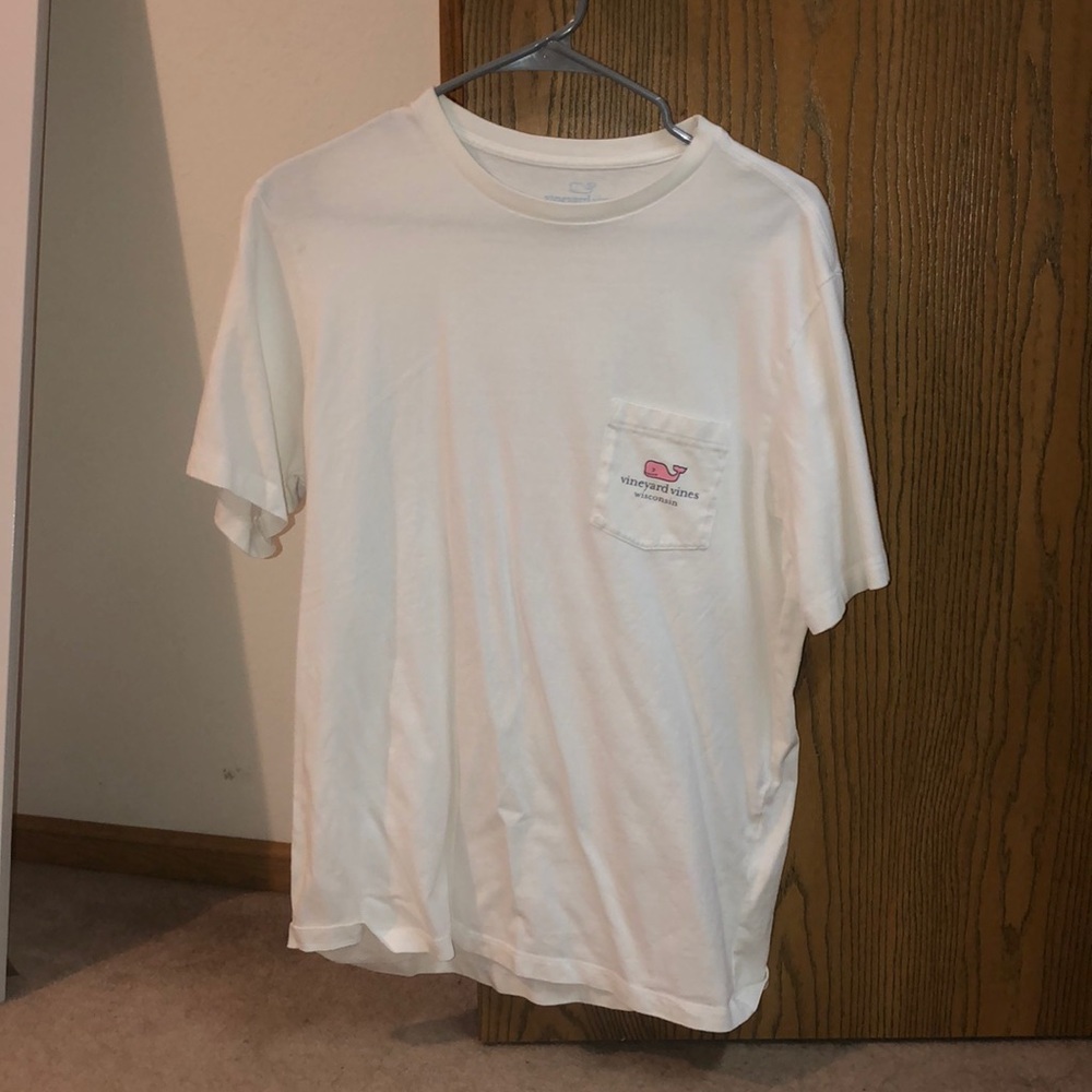 WI Vinyard Vines Tshirt